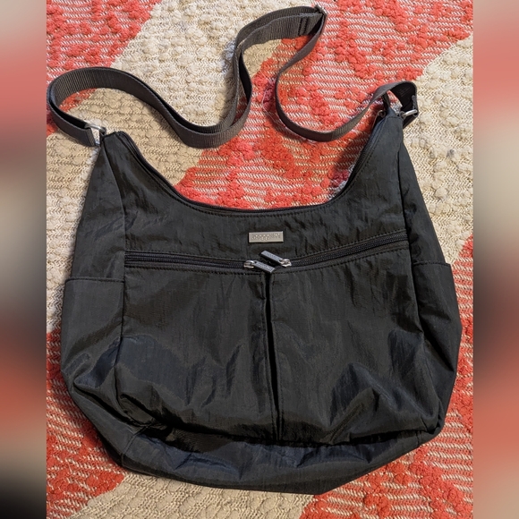 Baggallini Charcoal Shoulder Bag - Picture 1 of 4